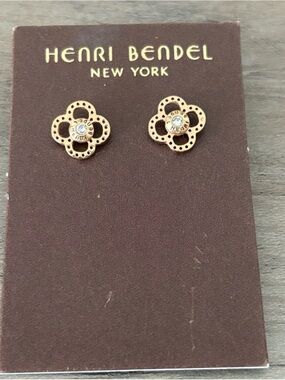 henri bendel Gold Floral Cutout Crystal Stud Earrings